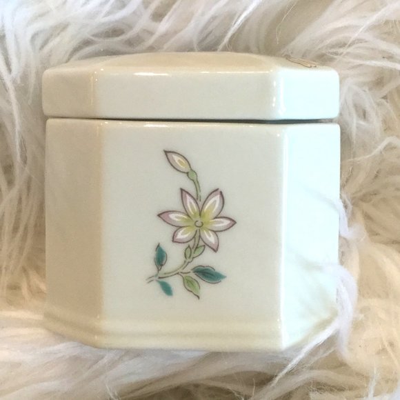 Vintage Takahashi Trinket Box - Picture 2 of 6